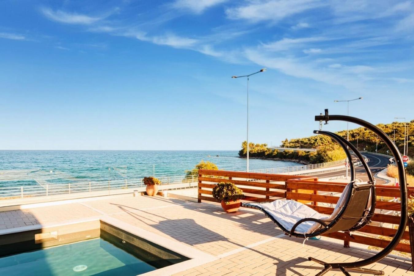 Seaside Summer Bliss - Aurora Luxury Pool Paradise Petalídhion Zewnętrze zdjęcie