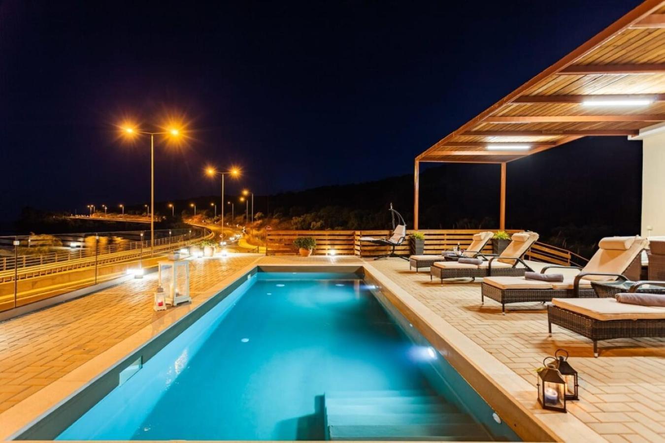 Seaside Summer Bliss - Aurora Luxury Pool Paradise Petalídhion Zewnętrze zdjęcie
